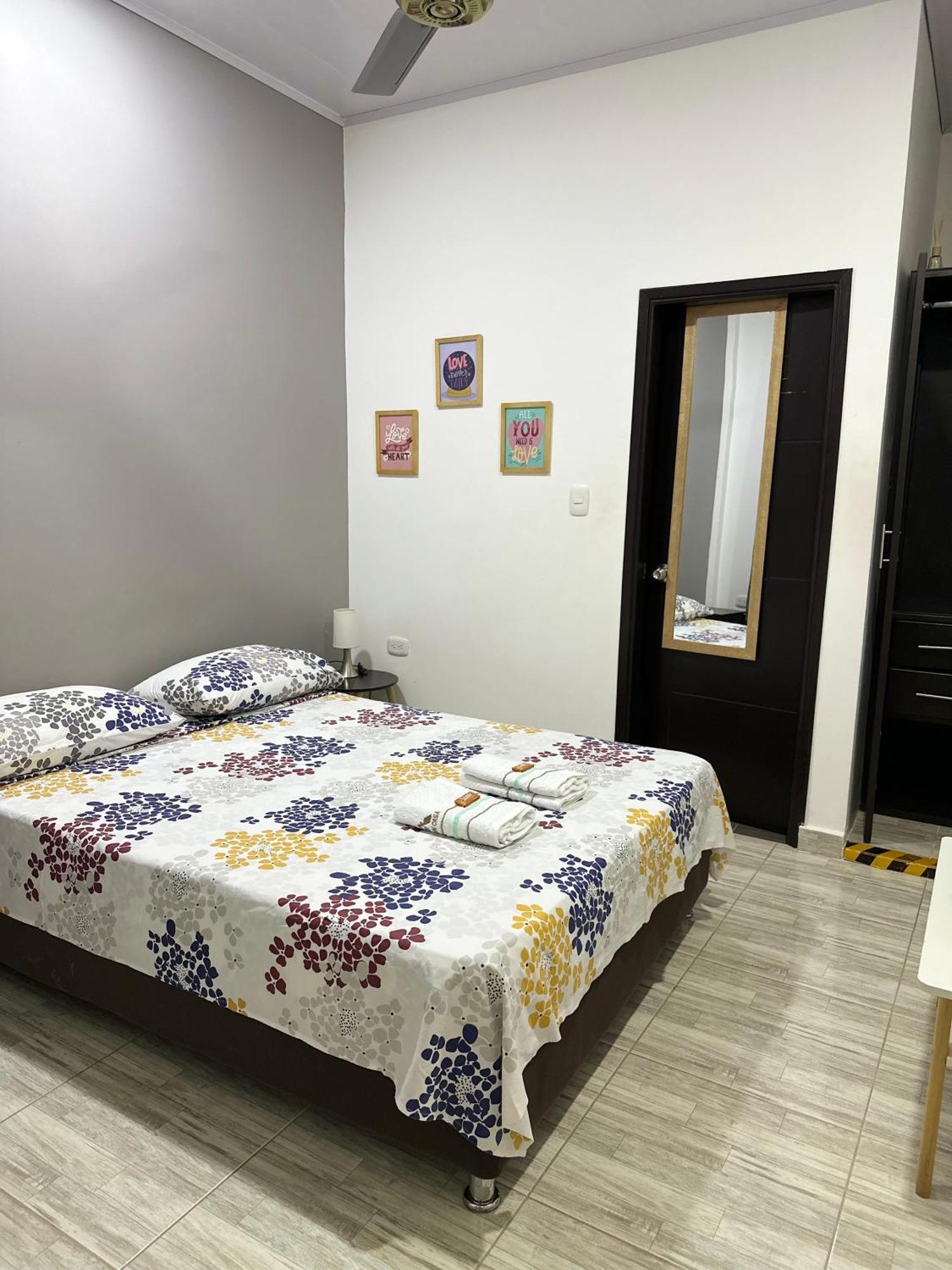 Como En Casa La Dorada Luaran gambar